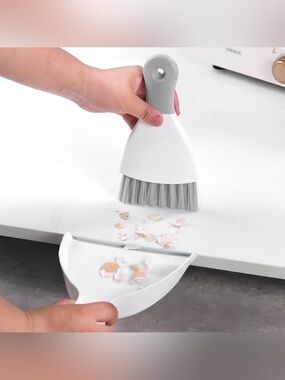 Compact Handheld Mini Dustpan and Brush Set Green And White!